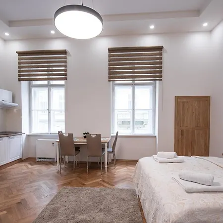 Dlazdena Appartamento Praga